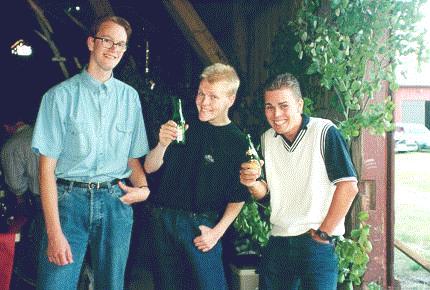 dan-mek-marcus.jpg (31476 bytes)