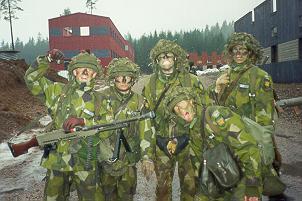 lumpen1.jpg (17822 bytes)